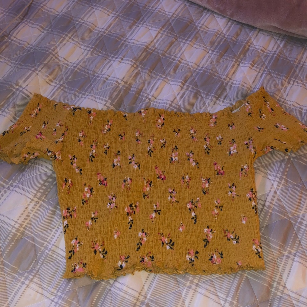 Crop top